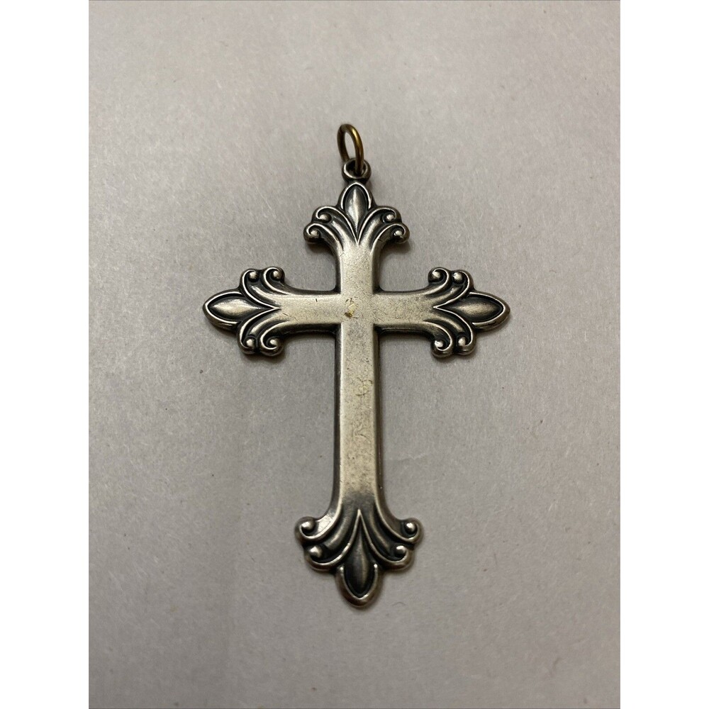 Beautiful Classic Style Kat's Creations Cross Silver Tone